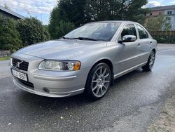 Grå Begagnad 2009 Volvo S60 Sedan | 85 000 kr (Dyr)