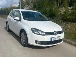 Vit Begagnad 2010 VW Golf VI Sport Halvkombi | 62 000 kr (Marknadspris)