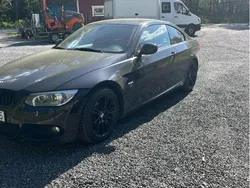 Svart Begagnad 2010 BMW 320 Comfort Edition Sportkupé | 80 000 kr (Marknadspris)