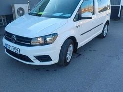 Vit Begagnad 2017 VW Caddy Life Minibuss | 84 900 kr (Marknadspris)