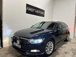 Mörkblå Begagnad 2016 VW Passat GT Kombi | 199 900 kr (Marknadspris)