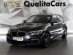 Mörkgrå (grå) Begagnad 2017 BMW M140 M Sport Halvkombi | 349 900 kr (Marknadspris)
