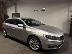 Silver Begagnad 2015 Volvo V60 Ocean Race Kombi | 189 900 kr (Dyr)