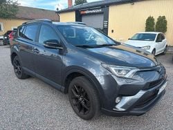 Mörkgrå Begagnad 2018 Toyota RAV4 Hybrid Edition SUV | 274 900 kr (Marknadspris)