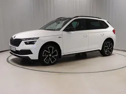 Vit Begagnad 2022 Skoda Kamiq Monte Carlo SUV | 258 900 kr (Bra pris)