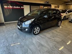 Svart Begagnad 2015 Kia Venga Comfort Halvkombi | 59 900 kr
