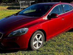 Begagnad 2013 Volvo V40 Halvkombi | 85 000 kr