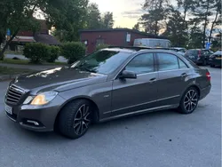 Brun Begagnad 2011 Mercedes E250 Avantgarde Sedan | 120 000 kr (Marknadspris)