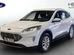 Vit (white) Begagnad 2022 Ford Kuga Titanium SUV | 244 900 kr (Bra pris)
