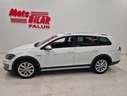 Vit Begagnad 2017 VW Golf Alltrack Kombi | 189 900 kr (Lite dyr)