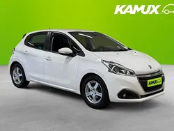 Vit Begagnad 2016 Peugeot 208 Active Halvkombi | 99 700 kr (Marknadspris)