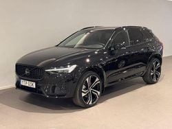 Svart Begagnad 2025 Volvo XC60 Plus SUV | 549 500 kr (Marknadspris)