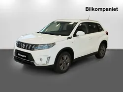 Vit Begagnad 2023 Suzuki Vitara SUV | 289 800 kr (Marknadspris)