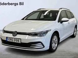 Vit Begagnad 2022 VW Golf VIII Kombi | 258 500 kr