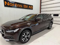 Mörkbrun Begagnad 2020 Volvo V90 CC SE Kombi | 379 000 kr (Lite dyr)