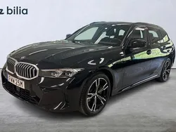 Svart Begagnad 2024 BMW 330e M Sport Kombi | 539 900 kr