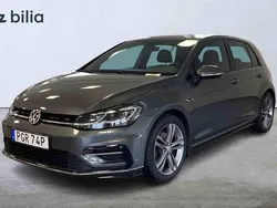 Grå Begagnad 2020 VW Golf VII Halvkombi | 209 900 kr (Marknadspris)
