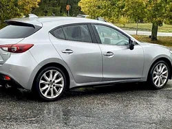 Grå Begagnad 2014 Mazda 3 Halvkombi | 75 000 kr (Bra pris)