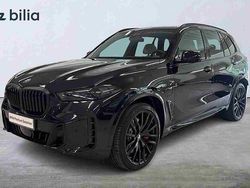 Svart Begagnad 2025 BMW X5 SUV | 1 049 900 kr