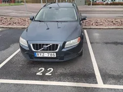 Blå Begagnad 2009 Volvo V70 Kinetic Kombi | 38 000 kr (Bra pris)