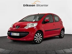 Röd Begagnad 2007 Peugeot 107 Halvkombi | 34 900 kr (Marknadspris)