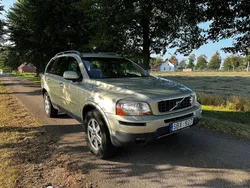 Ljusgrön Begagnad 2006 Volvo XC90 Momentum SUV | 49 999 kr (Marknadspris)