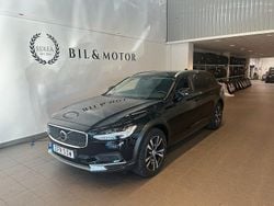 Svart Begagnad 2022 Volvo V90 CC Core Kombi | 429 900 kr (Lite dyr)