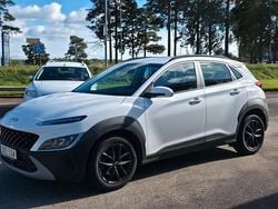 Vit Begagnad 2023 Hyundai Kona Essential SUV | 219 900 kr