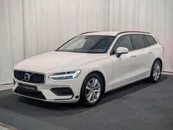 Vit Begagnad 2020 Volvo V60 Kombi | 229 900 kr (Marknadspris)