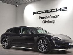 Svart Begagnad 2021 Porsche Taycan Cross Turismo Kombi | 699 000 kr (Dyr)