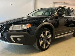 Svart Begagnad 2013 Volvo XC70 Summum SUV | 179 900 kr (Marknadspris)