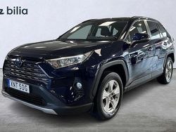 Mörkblå Begagnad 2019 Toyota RAV4 Hybrid Active SUV | 269 900 kr (Bra pris)