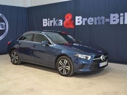 Blå Begagnad 2022 Mercedes A250 Sedan | 299 900 kr (Bra pris)