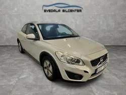 Vit Begagnad 2010 Volvo C30 Momentum Halvkombi | 64 500 kr (Marknadspris)