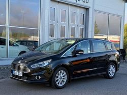 Svart Begagnad 2016 Ford S-MAX Titanium Minibuss | 139 800 kr (Marknadspris)