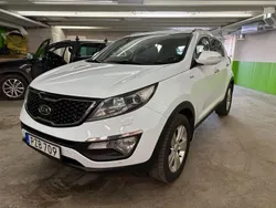 Vit Begagnad 2013 Kia Sportage SUV | 98 900 kr (Marknadspris)