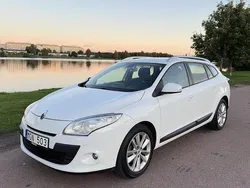 Vit Begagnad 2012 Renault Mégane GrandTour Kombi | 59 000 kr (Marknadspris)