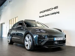 Grå Begagnad 2024 Porsche Macan Turbo SUV | 1 275 000 kr