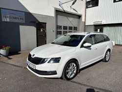 Vit Begagnad 2020 Skoda Octavia Style Kombi | 205 000 kr (Bra pris)