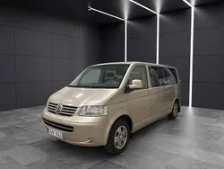 Ljusgrå Begagnad 2008 VW Caravelle Comfortline Minibuss | 79 900 kr (Marknadspris)