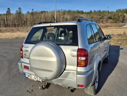 Silver Begagnad 2004 Toyota RAV4 SUV | 37 000 kr (Superpris)