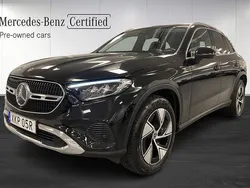 Svart Begagnad 2024 Mercedes GLC300e Avantgarde SUV | 649 000 kr (Marknadspris)