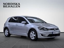Silver Begagnad 2019 VW e-Golf Halvkombi | 159 795 kr (Marknadspris)