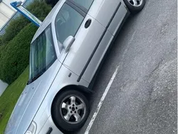 Grå Begagnad 2004 Saab 9-5 Sedan | 20 000 kr (Marknadspris)