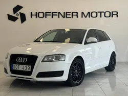 Vit Begagnad 2009 Audi A3 Sportback Attraction Halvkombi | 59 000 kr (Marknadspris)