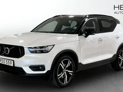 Vit (white) Begagnad 2018 Volvo XC40 R-Design SUV | 299 900 kr (Marknadspris)