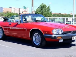 Röd samma som bilen Begagnad 1991 Jaguar XJS S Cab | 269 900 kr