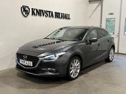 Grå Begagnad 2016 Mazda 3 Inclusive Halvkombi | 138 900 kr (Bra pris)