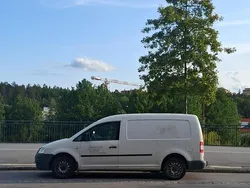 Vit Begagnad 2010 VW Caddy Maxi Minibuss | 29 000 kr