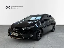 Svart Begagnad 2015 Toyota Auris Edition Kombi | 134 900 kr (Bra pris)